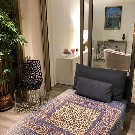 Aquarama Super Apartment Saint-Laurent-du-Var